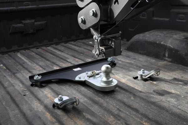 Gen Y Hitch - GoosePuck 5 Inch offset ball-puck mount for GM Short Bed 2018-2019 25K Towing, (With EXT Ball Assy and 102345) Gen Y Hitch