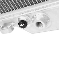 Mishimoto - Mishimoto Ford 6.0L Powerstroke Aluminum Radiator 2003-2007 F250 F350 F450 F550 - Image 4